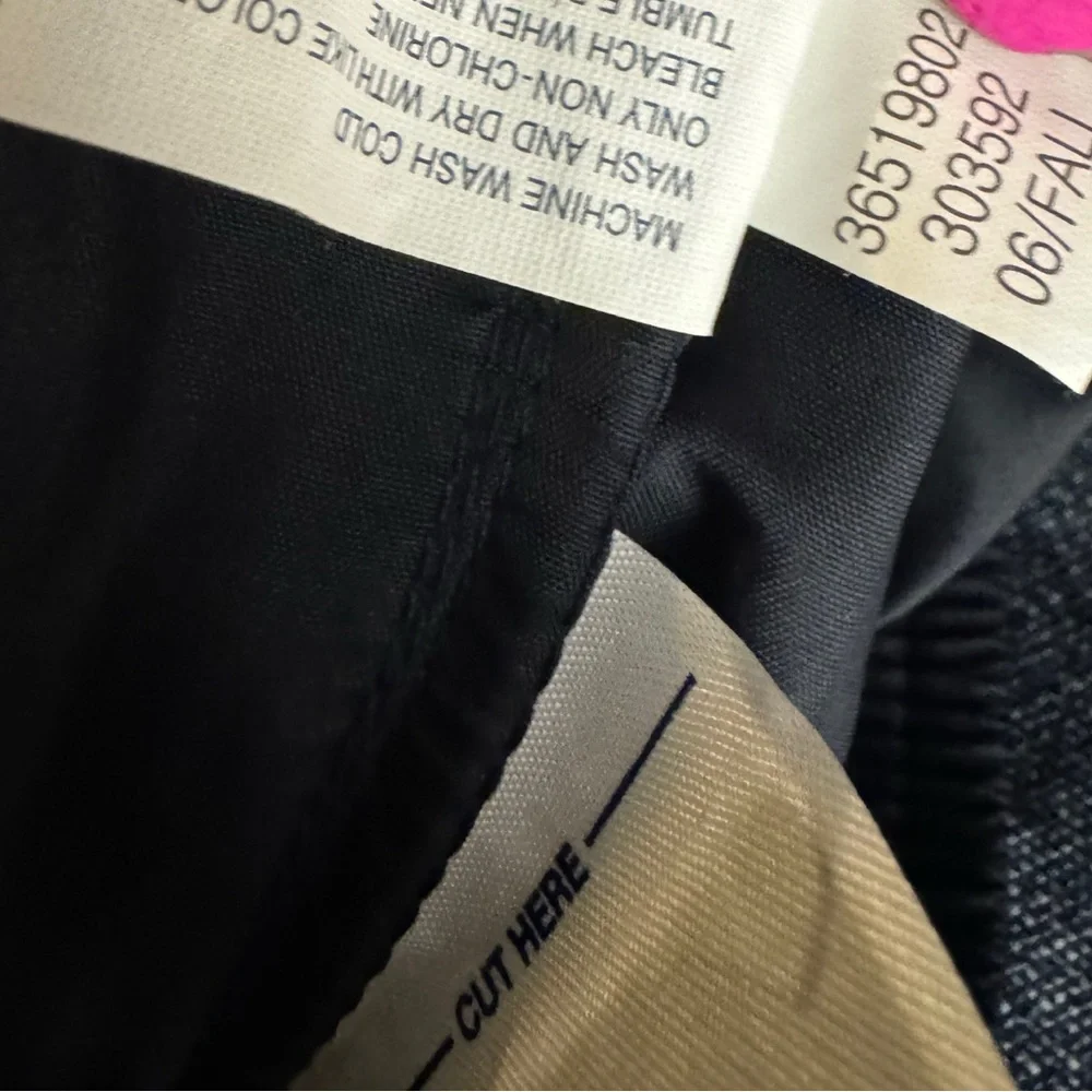 Gap Kids Navy Hooded Windbreaker Jacket. Excellent Condition  XS Casual Preppy
